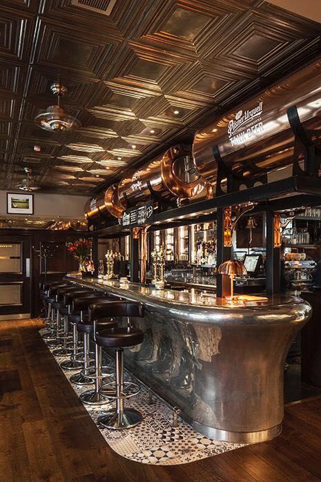 ตกแต่งร้าน